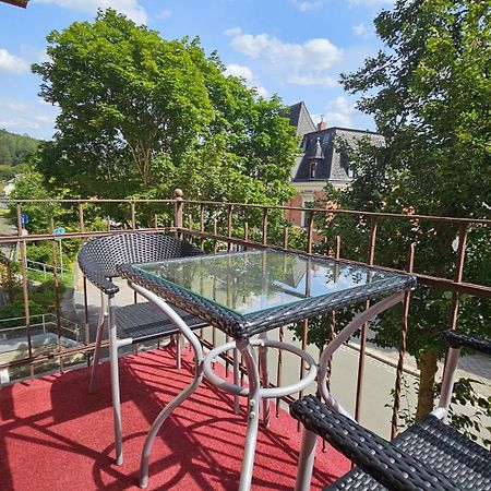 Pension Weisse Rose, Parkplatz, Fruehstueck, Wlan, Zentral Bad Elster Bagian luar foto