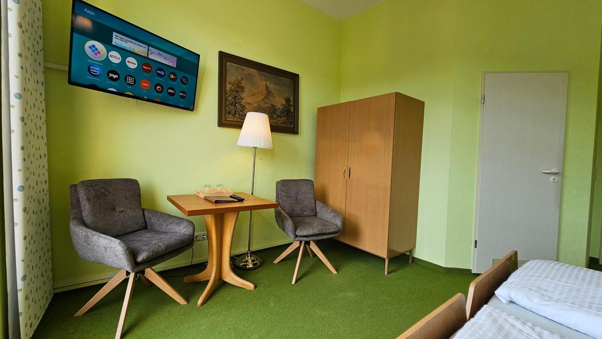 Pension Weisse Rose, Parkplatz, Fruehstueck, Wlan, Zentral Bad Elster Bagian luar foto