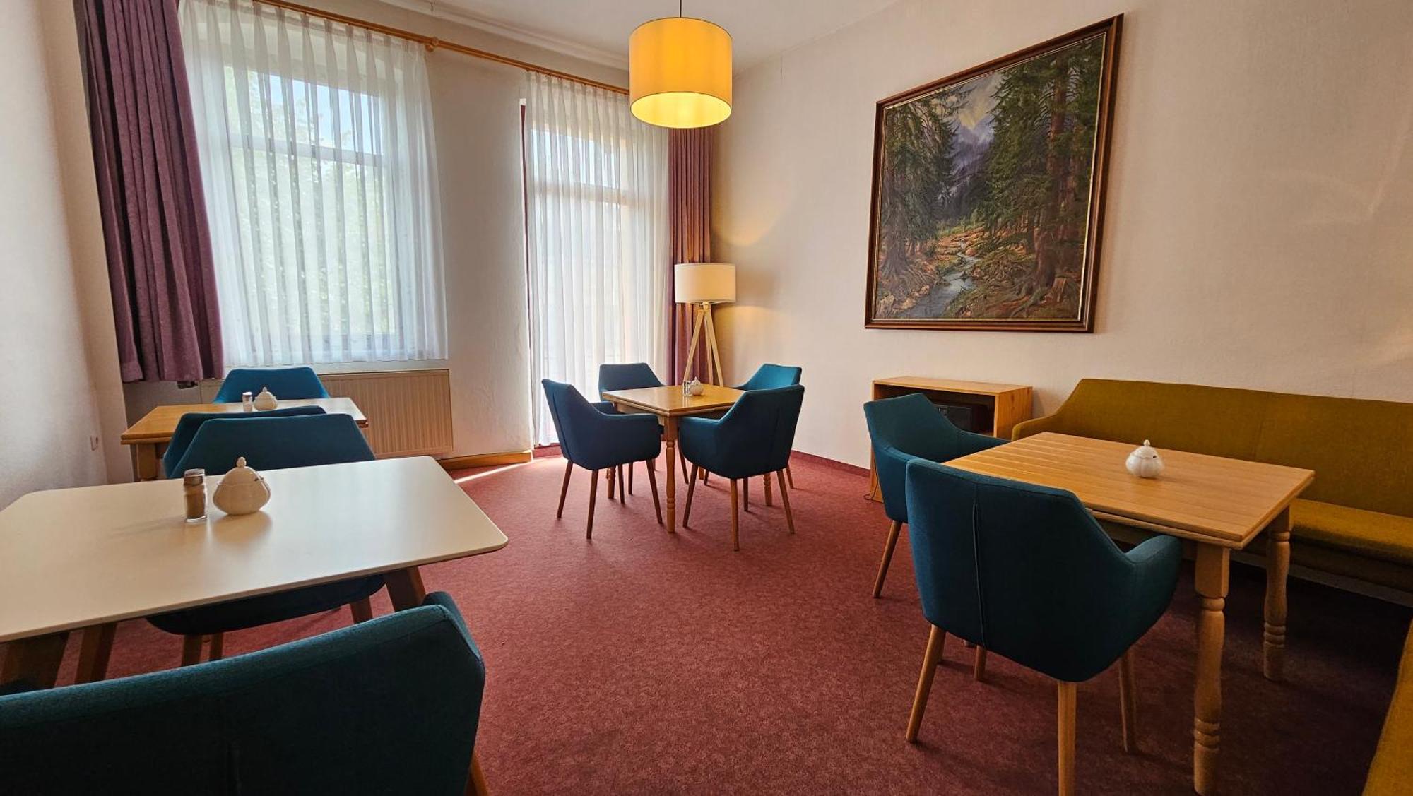 Pension Weisse Rose, Parkplatz, Fruehstueck, Wlan, Zentral Bad Elster Bagian luar foto