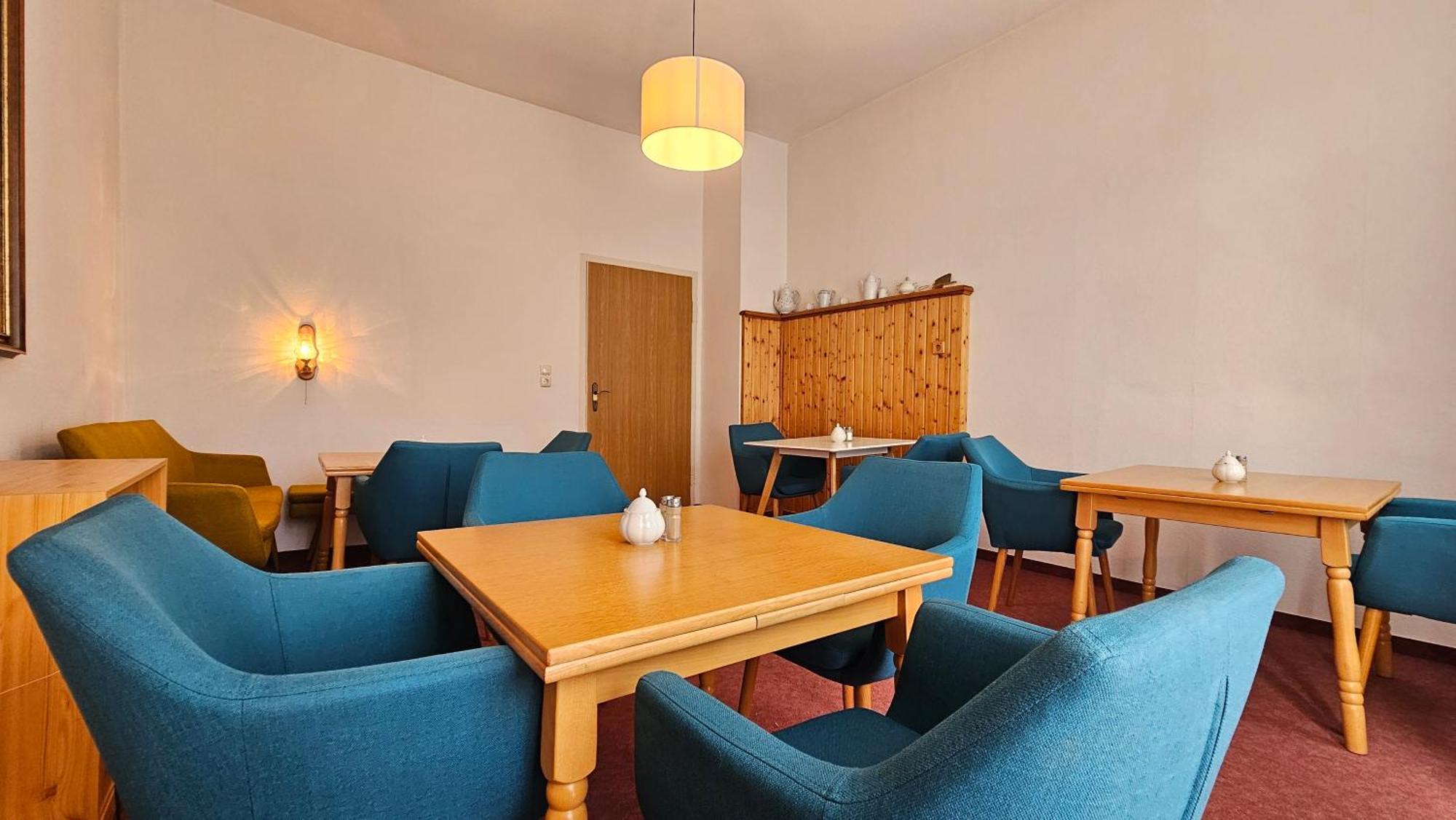 Pension Weisse Rose, Parkplatz, Fruehstueck, Wlan, Zentral Bad Elster Bagian luar foto