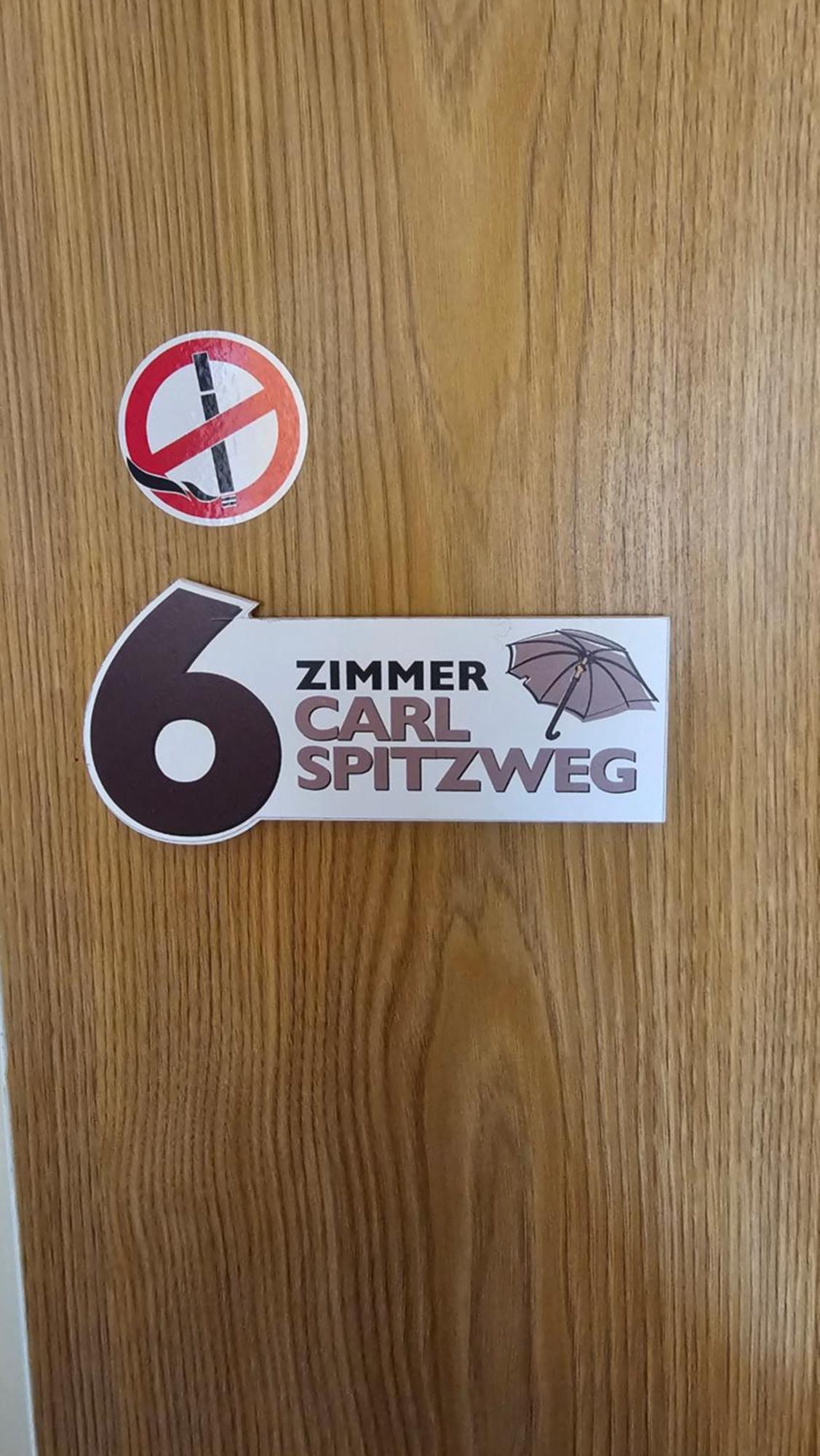Pension Weisse Rose, Parkplatz, Fruehstueck, Wlan, Zentral Bad Elster Ruang foto